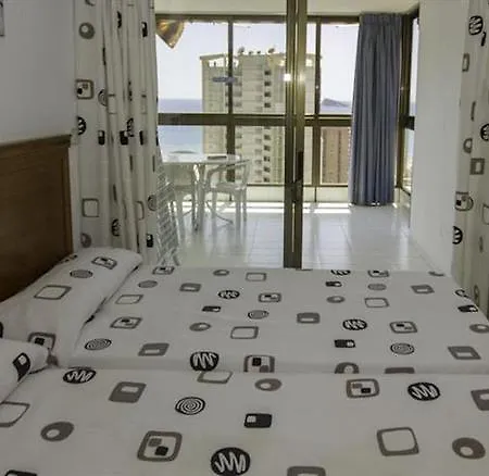 Gemelos 2 Y 4 By Gestaltur *