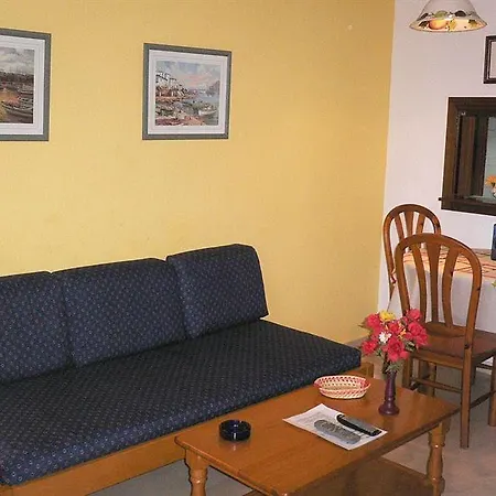 Gemelos 2 Y 4 By Gestaltur